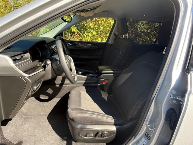 used 2022 Jeep Grand Cherokee L car, priced at $26,999