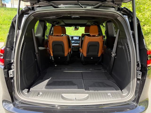 new 2026 Chrysler Pacifica car, priced at $52,390