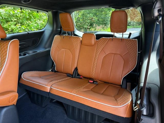 new 2026 Chrysler Pacifica car, priced at $52,390