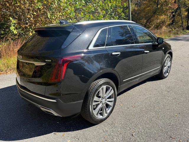 used 2025 Cadillac XT5 car, priced at $40,999