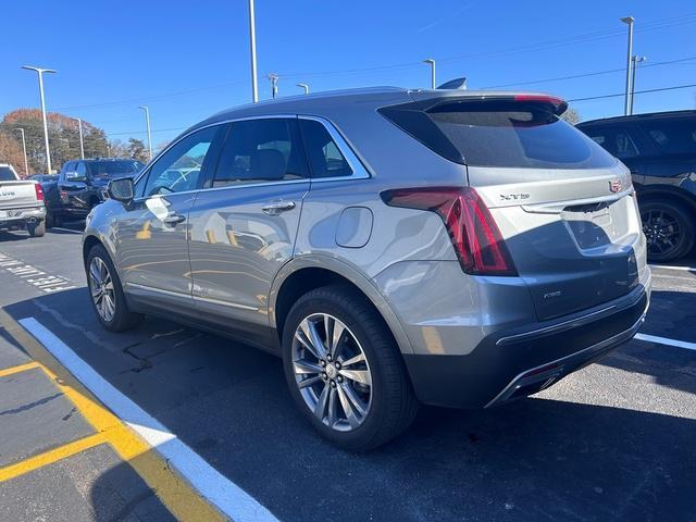 used 2025 Cadillac XT5 car, priced at $40,999