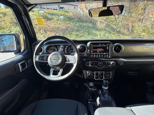 used 2022 Jeep Wrangler Unlimited car, priced at $33,999