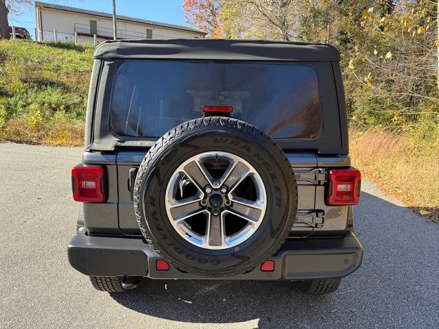 used 2022 Jeep Wrangler Unlimited car, priced at $33,999