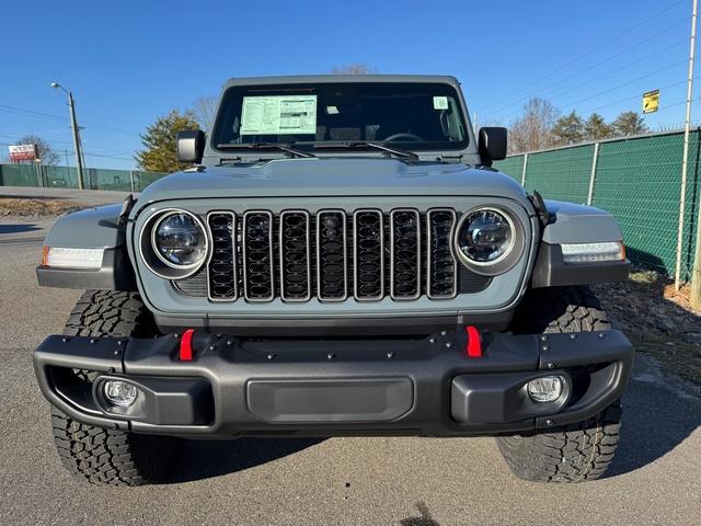 new 2025 Jeep Gladiator car, priced at $57,999