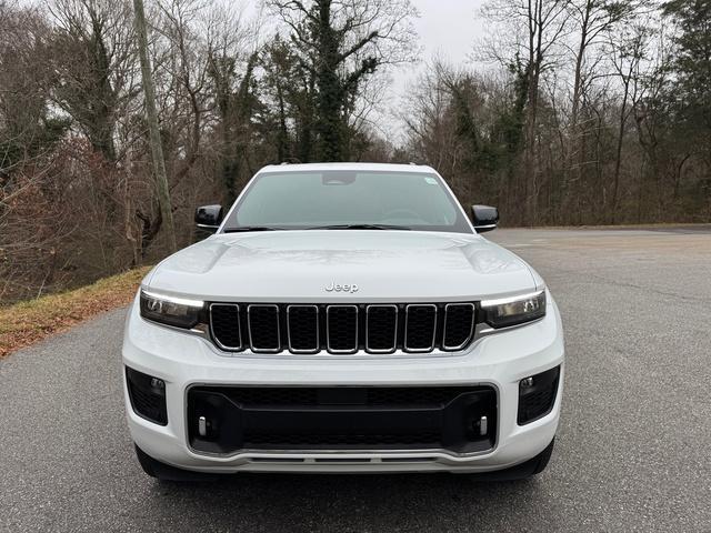 new 2025 Jeep Grand Cherokee car, priced at $56,999