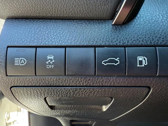 used 2018 Toyota Camry car, priced at $18,999