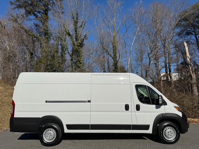 new 2024 Ram ProMaster 3500 car, priced at $57,975