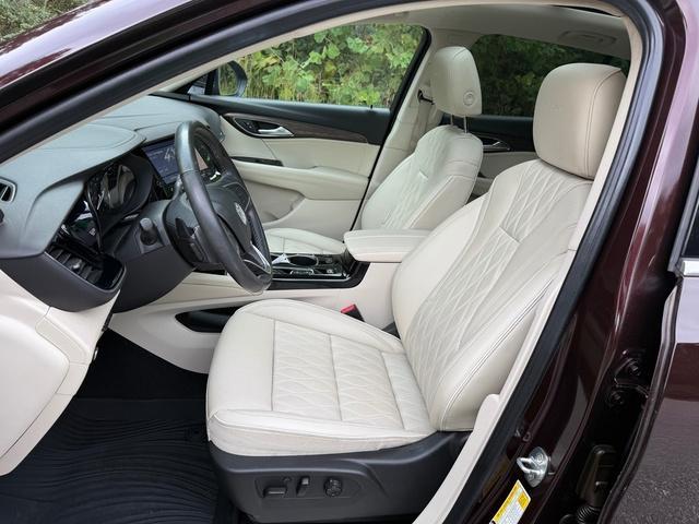 used 2022 Buick Envision car, priced at $25,499