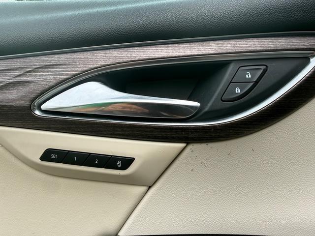 used 2022 Buick Envision car, priced at $25,499