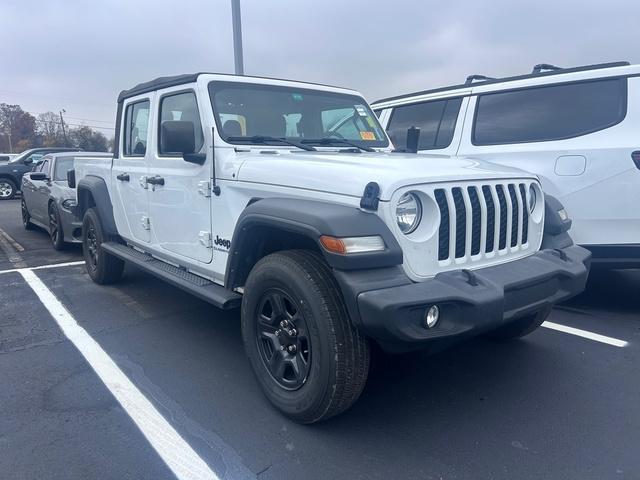 used 2022 Jeep Gladiator car, priced at $29,999
