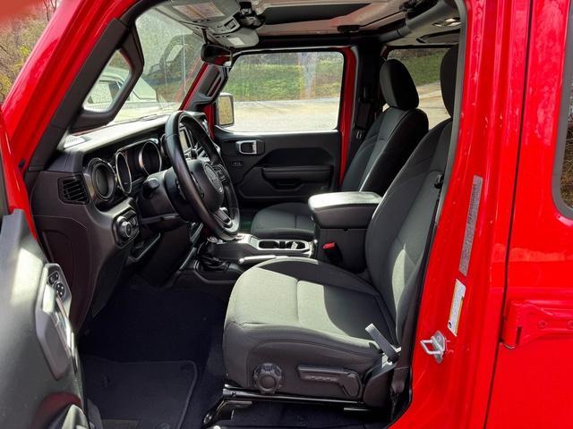 used 2020 Jeep Wrangler Unlimited car, priced at $31,999