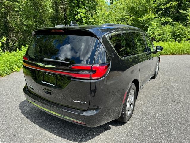 used 2022 Chrysler Pacifica car, priced at $36,999