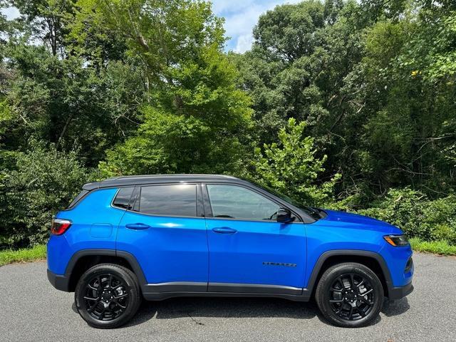 new 2024 Jeep Compass car, priced at $32,999