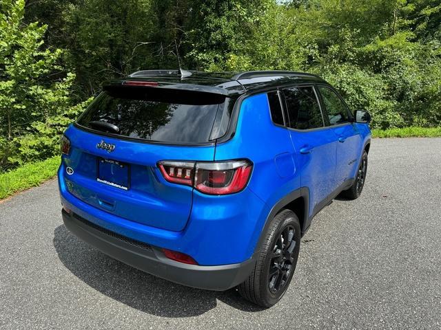 new 2024 Jeep Compass car, priced at $32,999