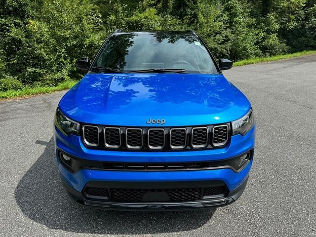 new 2024 Jeep Compass car, priced at $32,999