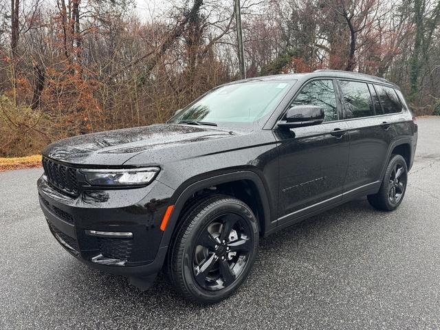 new 2025 Jeep Grand Cherokee L car, priced at $47,590