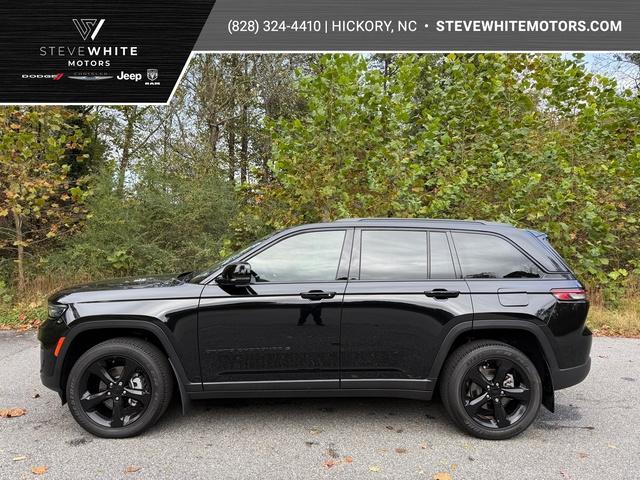 used 2024 Jeep Grand Cherokee car, priced at $36,999