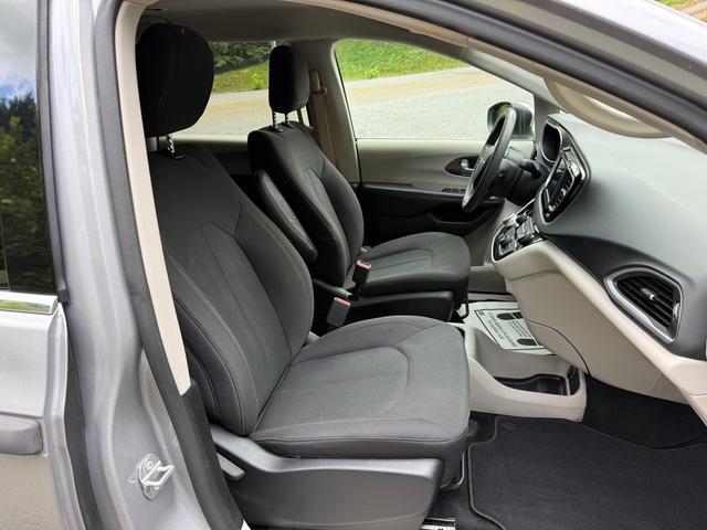 used 2018 Chrysler Pacifica car, priced at $12,400