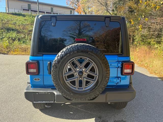 new 2026 Jeep Wrangler car, priced at $45,999