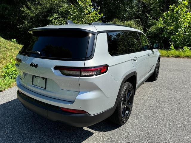 new 2024 Jeep Grand Cherokee L car, priced at $45,999