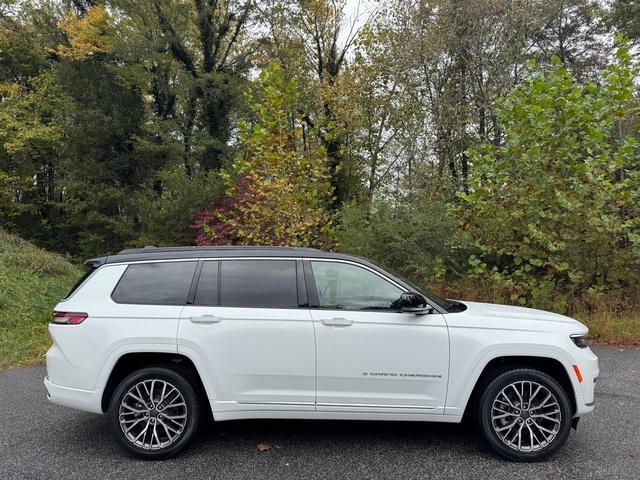 new 2025 Jeep Grand Cherokee L car, priced at $63,999