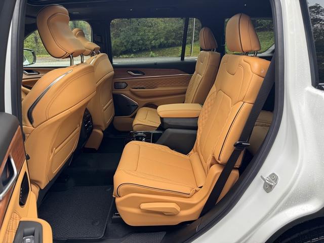 new 2025 Jeep Grand Cherokee L car, priced at $63,999