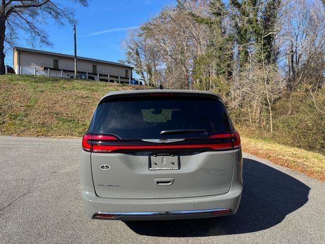 new 2025 Chrysler Pacifica car, priced at $41,999