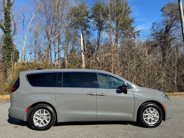 new 2025 Chrysler Pacifica car, priced at $41,999