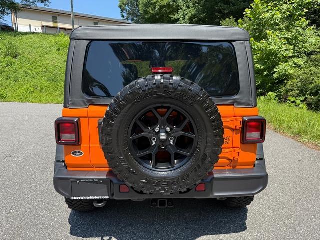 new 2025 Jeep Wrangler car, priced at $40,443