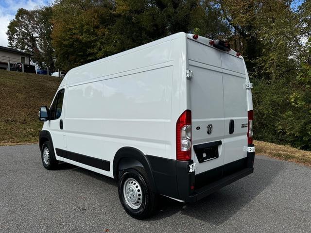 new 2025 Ram ProMaster 1500 car, priced at $46,975