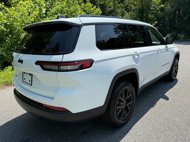 new 2025 Jeep Grand Cherokee L car, priced at $43,995