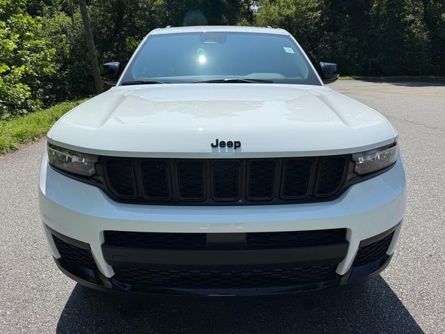 new 2025 Jeep Grand Cherokee L car, priced at $43,995