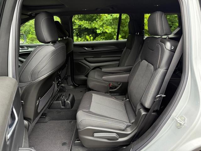 new 2025 Jeep Grand Cherokee L car, priced at $42,490