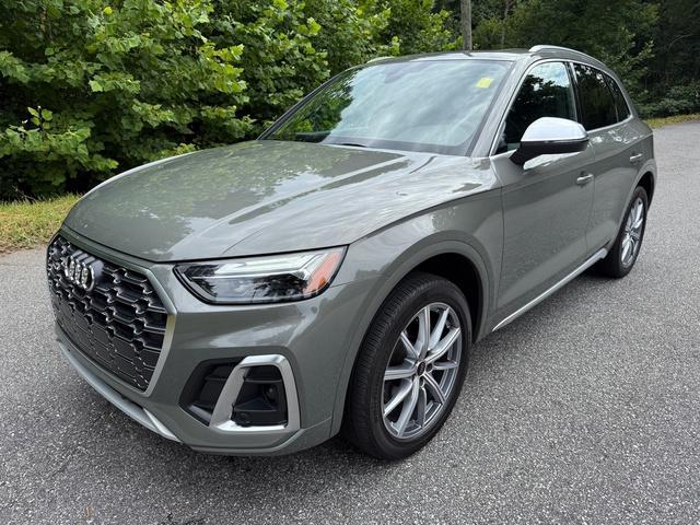used 2024 Audi SQ5 car, priced at $43,999