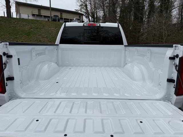 new 2025 Ram 1500 car, priced at $47,802