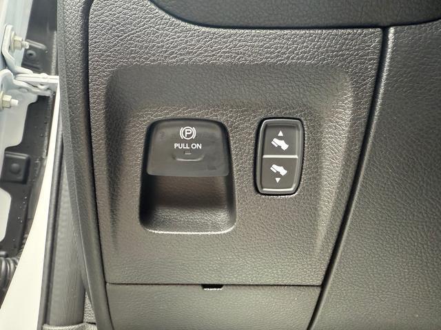 new 2025 Ram 1500 car, priced at $47,802