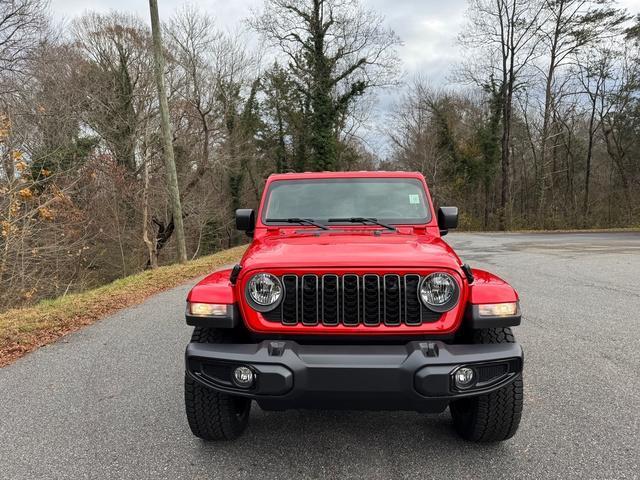 new 2025 Jeep Gladiator car, priced at $42,590