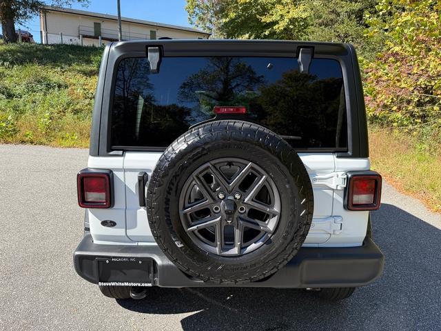 new 2026 Jeep Wrangler car, priced at $46,790