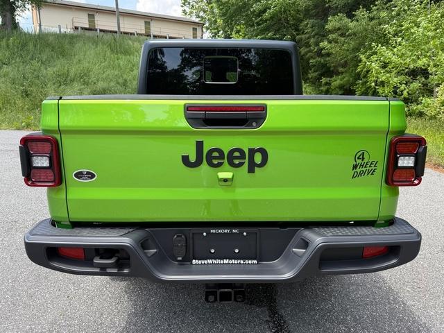 new 2025 Jeep Gladiator car, priced at $47,539