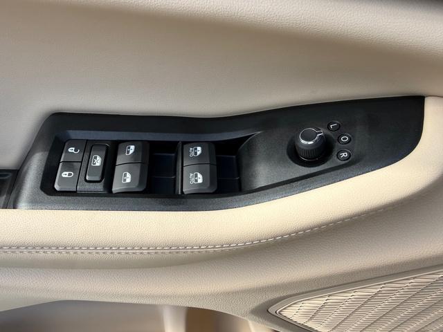 new 2025 Jeep Grand Cherokee car, priced at $45,690