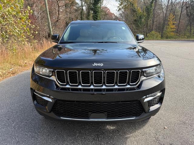 new 2025 Jeep Grand Cherokee car, priced at $45,690