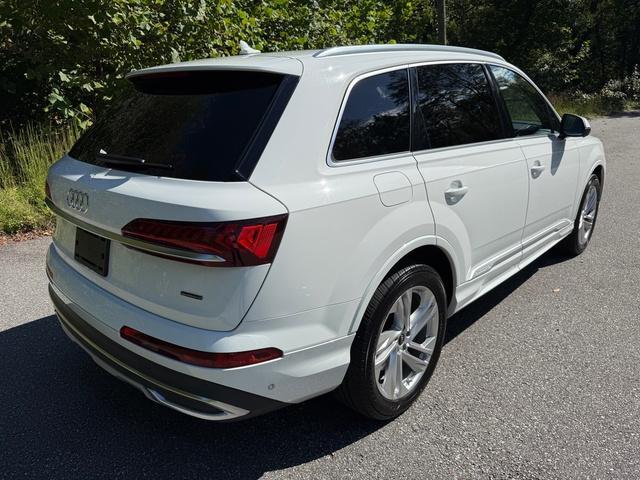 used 2024 Audi Q7 car, priced at $39,999