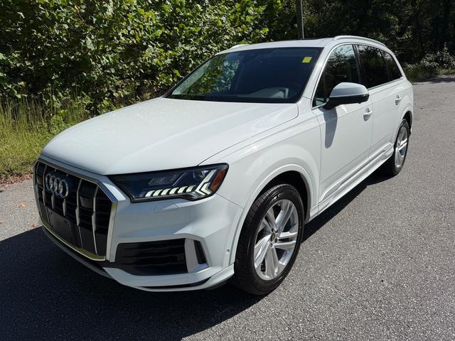used 2024 Audi Q7 car, priced at $39,999