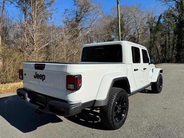 new 2025 Jeep Gladiator car, priced at $41,999