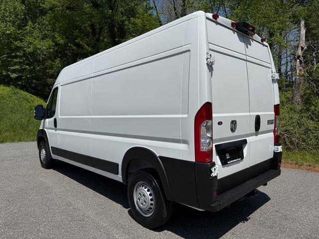new 2025 Ram ProMaster 2500 car, priced at $51,975