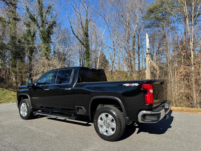 used 2022 Chevrolet Silverado 2500 car, priced at $58,999