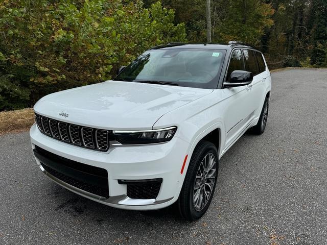 new 2025 Jeep Grand Cherokee L car, priced at $69,999