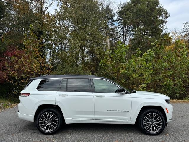 new 2025 Jeep Grand Cherokee L car, priced at $69,999