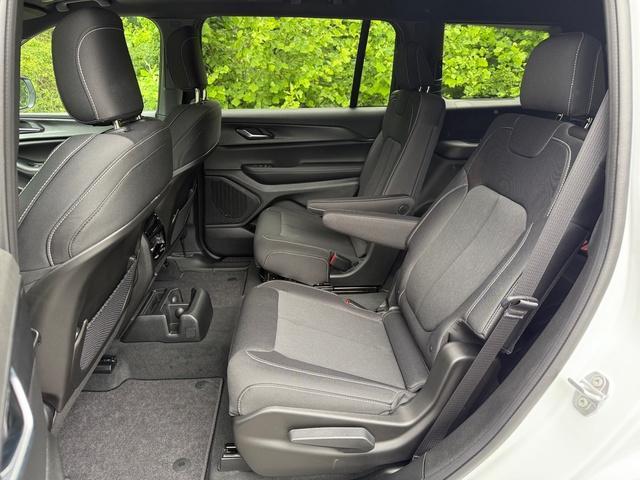 new 2025 Jeep Grand Cherokee L car, priced at $39,864