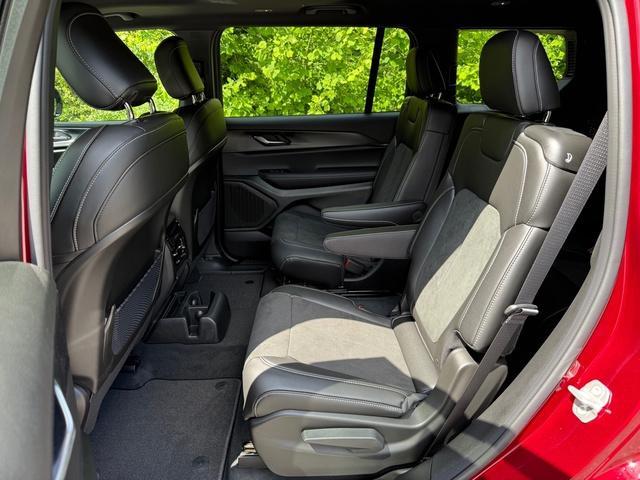 new 2025 Jeep Grand Cherokee L car, priced at $44,464